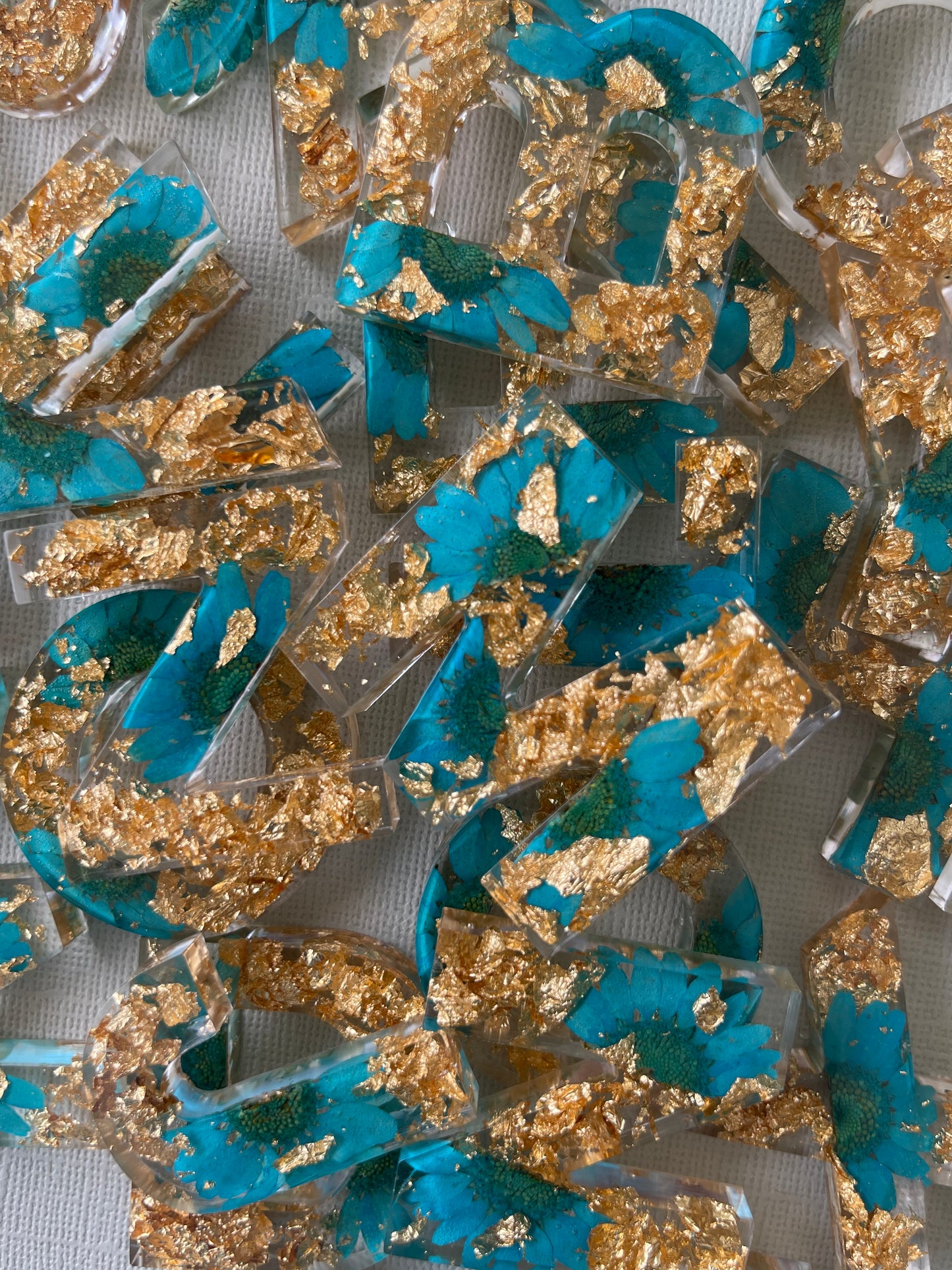 Dried Flower & Gold Leaf Keychain