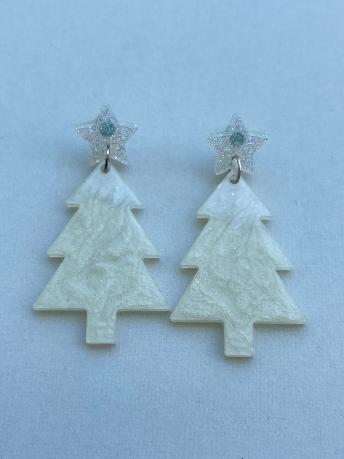 Christmas Tree Dangle - Pearl