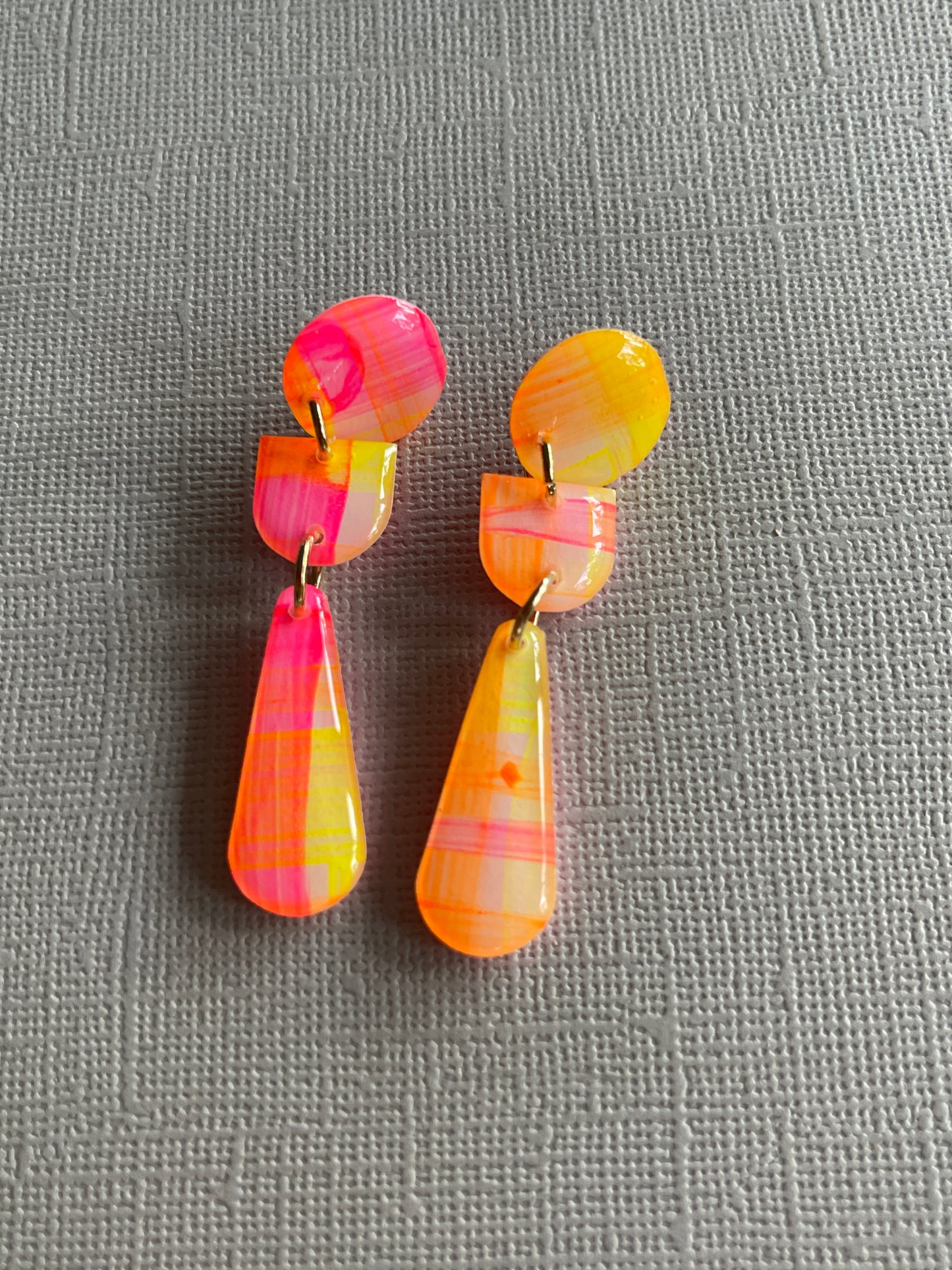 Neon Gingham - Small Droplets