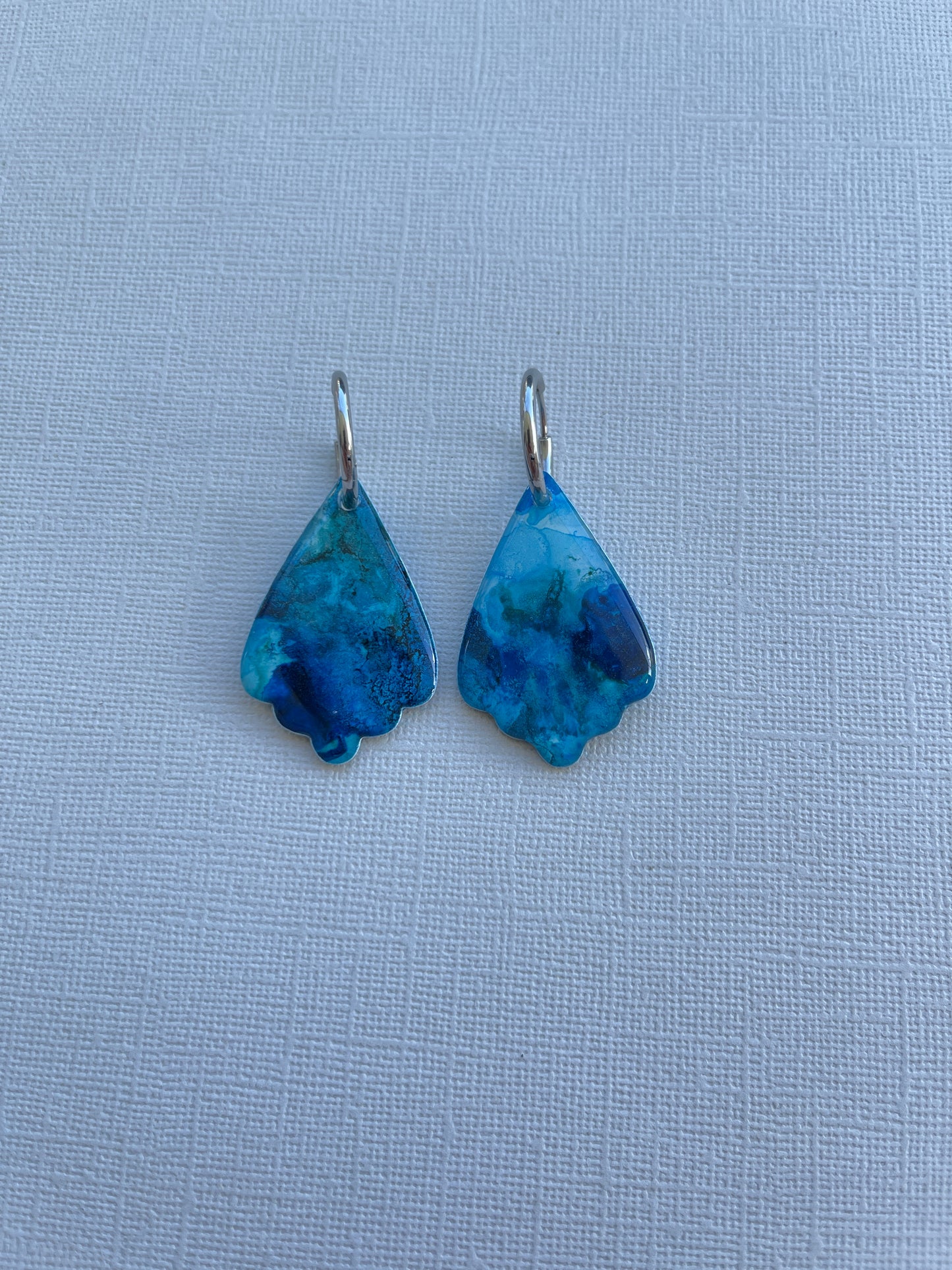 Blue Marble - Wavy Hoop